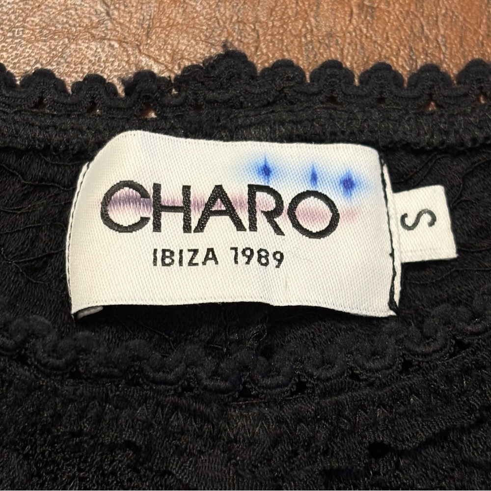 Charo Ruiz Black Cropped Lace Top with Flared Sleeves - Picture 6 of 8